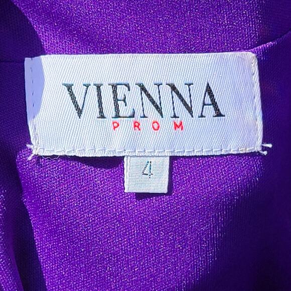 NWT Vienna Prom Purple & Blue Gemstone Embellished Halter Gown, Sz 4 - Picture 11 of 11
